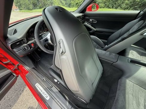Used 2016 Porsche 911 Carrera GTS RWD image 46