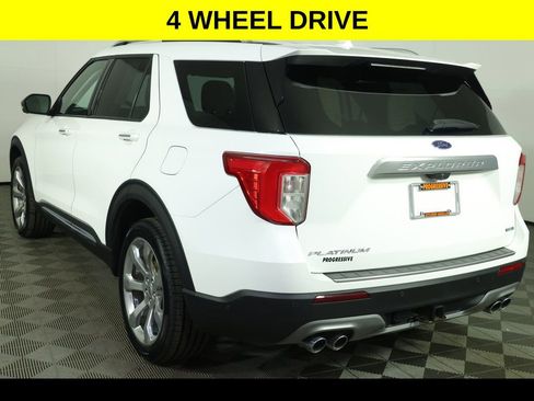 Used 2020 Ford Explorer Platinum w/ Premium Technology Package image 5