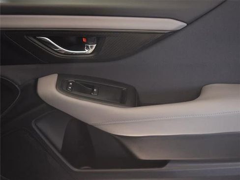 Used 2024 Subaru Outback Premium image 17