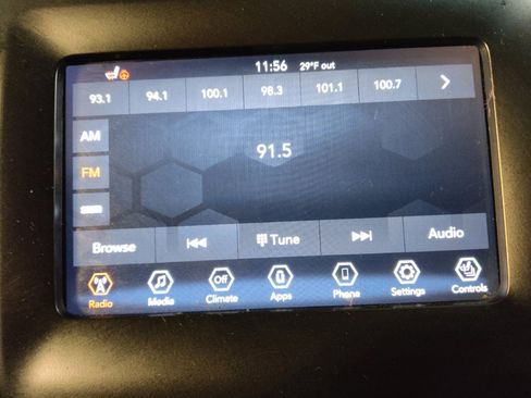 Used 2020 Jeep Cherokee Latitude Lux w/ Quick Order Package 26H Lux image 25