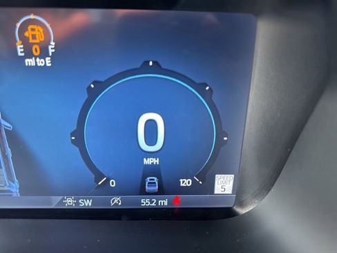 New 2025 Ford F150 XLT w/ Equipment Group 302A MID image 32