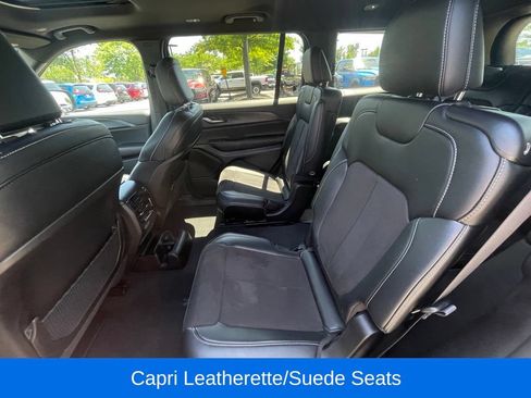 Used 2024 Jeep Grand Cherokee L Altitude AWD/4WD image 18