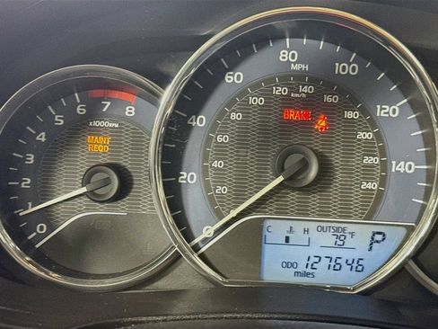 Used 2015 Toyota Corolla LE FWD image 14
