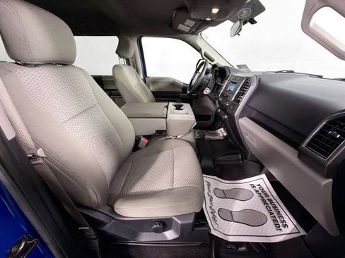 Used 2017 Ford F150 XLT AWD/4WD image 27