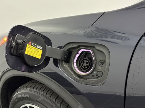 Used 2021 Ford Escape SEL image 39