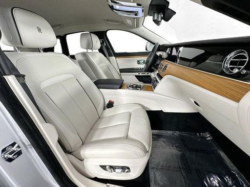 Certified 2021 Rolls-Royce Ghost image 27
