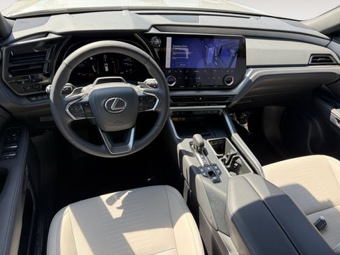 Used 2026 Lexus TX 350 AWD w/ Technology Package image 15