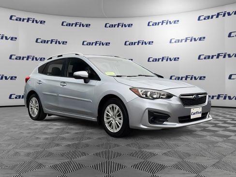 Used 2017 Subaru Impreza 2.0i Premium image 8