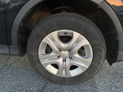 Used 2015 Toyota RAV4 LE AWD/4WD image 14