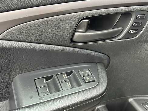 Used 2024 Honda Passport EX-L image 16