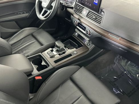 Used 2023 Audi Q5 e Premium Plus w/ Premium Plus Package image 15