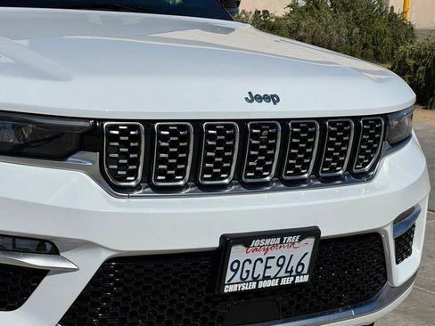 Used 2023 Jeep Grand Cherokee Summit w/ Luxury Tech Group V AWD/4WD image 7