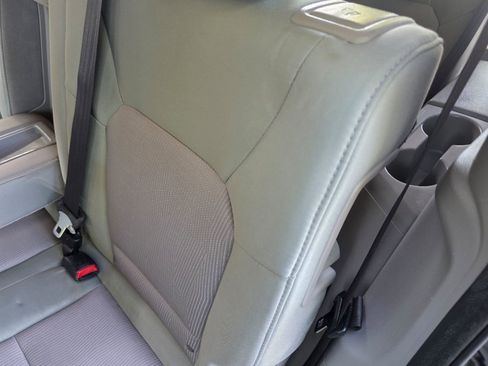 Used 2015 Honda Pilot SE image 25