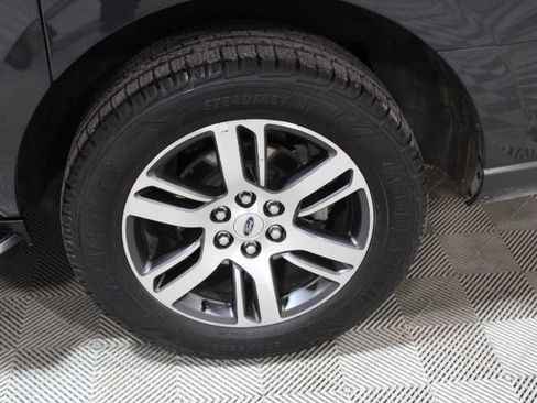 Used 2022 Ford Expedition Max Limited image 46