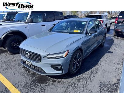 Used 2022 Volvo S60 B5 R-Design w/ Climate Package