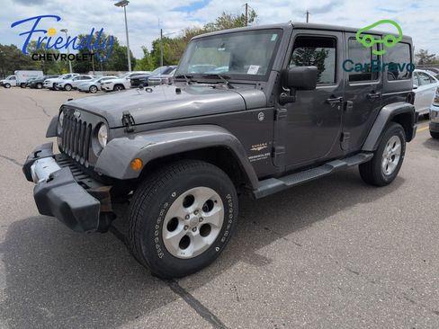 Used 2014 Jeep Wrangler Unlimited Sahara w/ Max Tow Package AWD/4WD image 1