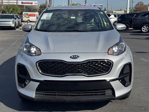 Certified 2020 Kia Sportage LX w/ LX Popular Package image 6