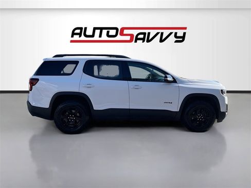Used 2023 GMC Acadia AT4 image 8
