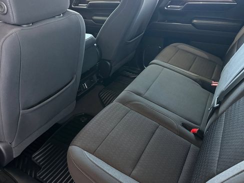 Used 2024 Chevrolet Silverado 1500 LT RWD image 14