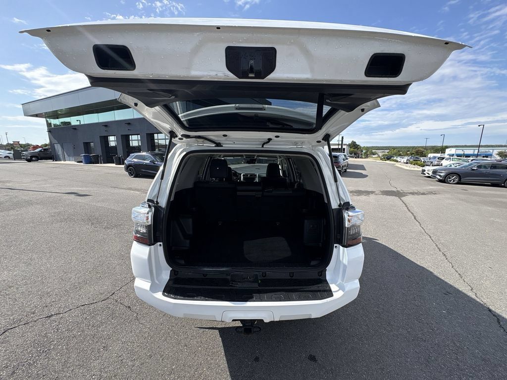 Used 2024 Toyota 4Runner SR5 Premium AWD/4WD image 29