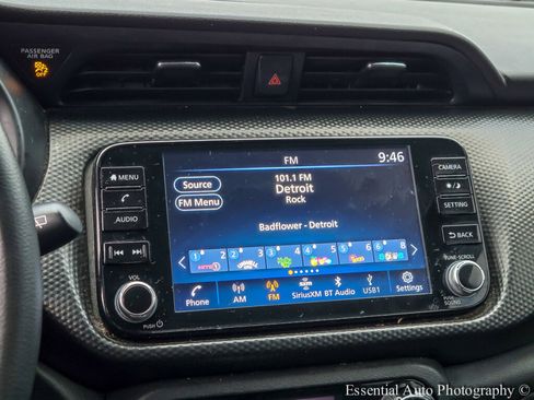 Used 2021 Nissan Kicks SV image 21