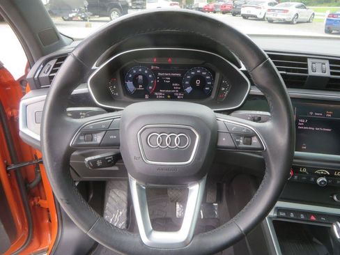 Used 2021 Audi Q3 2.0T Premium Plus w/ Premium Plus Package AWD/4WD image 15