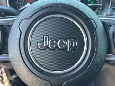 Used 2021 Jeep Wrangler Unlimited Sahara image 45