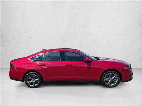 Used 2023 Honda Accord EX-L image 4