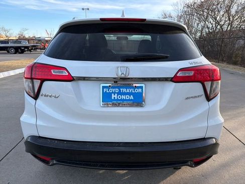 Used 2022 Honda HR-V Sport image 4
