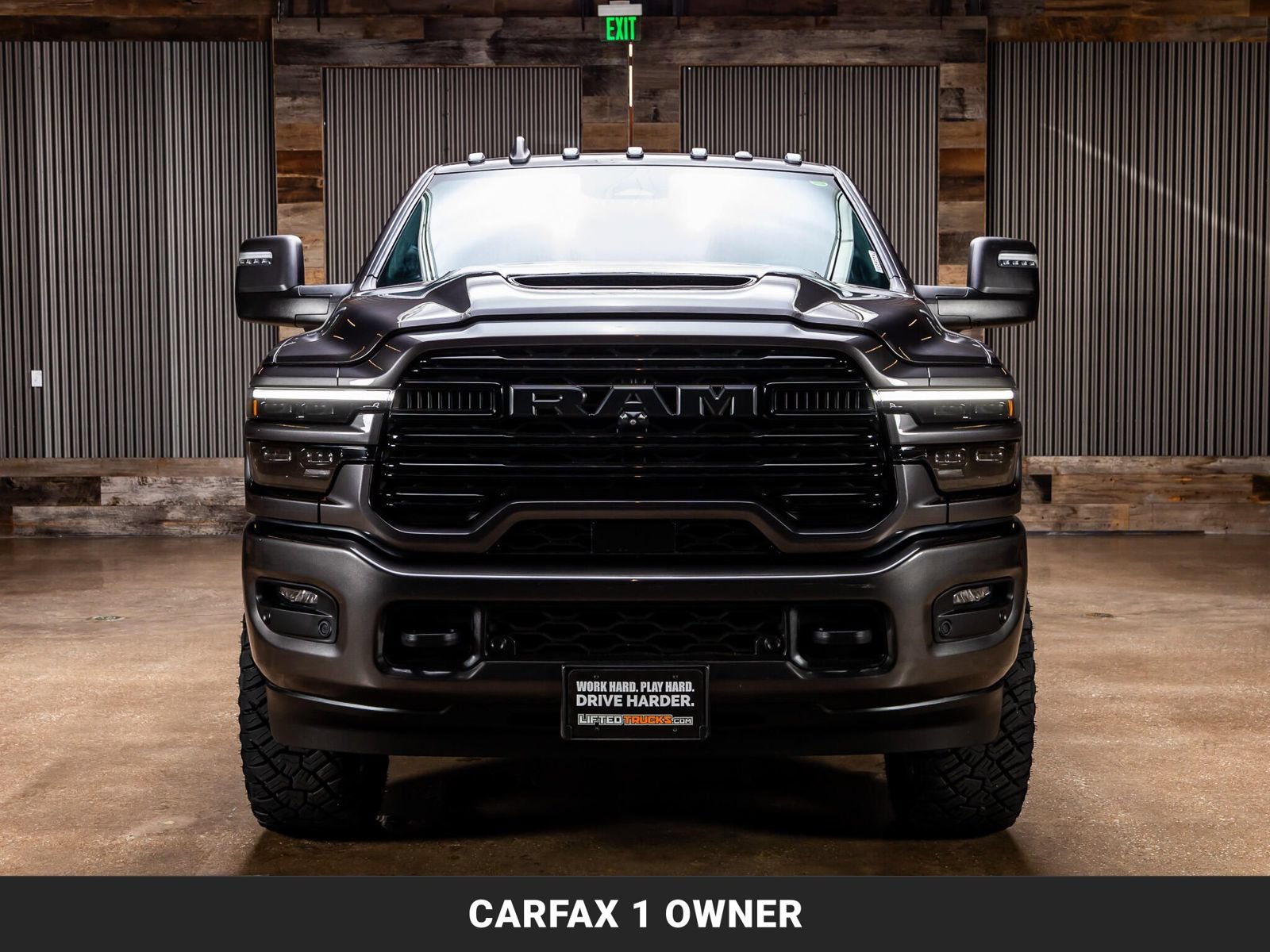 Used 2025 RAM 3500 Laramie AWD/4WD image 3
