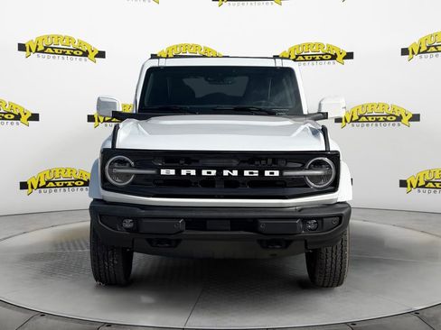 New 2025 Ford Bronco Outer Banks image 9