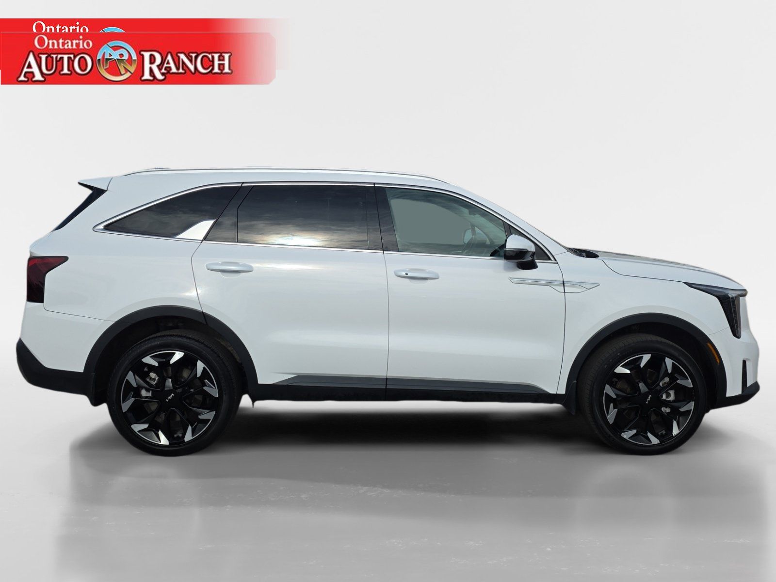 Used 2025 Kia Sorento EX AWD/4WD image 6