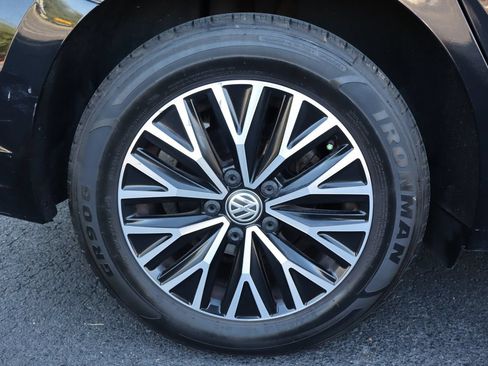 Used 2021 Volkswagen Jetta SE FWD image 43
