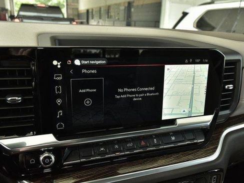 New 2025 GMC Sierra 1500 SLE w/ Preferred Package image 30