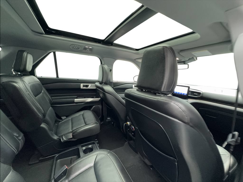 Used 2020 Ford Explorer Limited RWD image 29