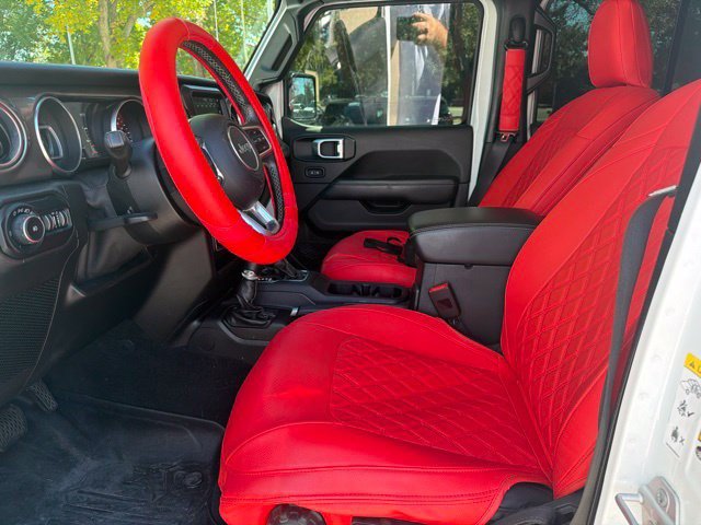 Used 2020 Jeep Wrangler Unlimited Sahara w/ Uconnect 4C Nav & Sound Group AWD/4WD image 15