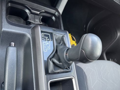 Certified 2022 Toyota Tacoma TRD Off-Road w/ Technology Package image 13