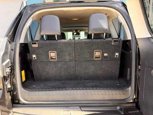 Used 2017 Lexus GX 460 Premium AWD/4WD image 41