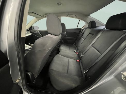 Used 2010 MAZDA MAZDA3 i Touring FWD image 30