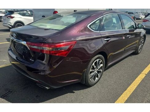 Used 2016 Toyota Avalon XLE Premium FWD image 5