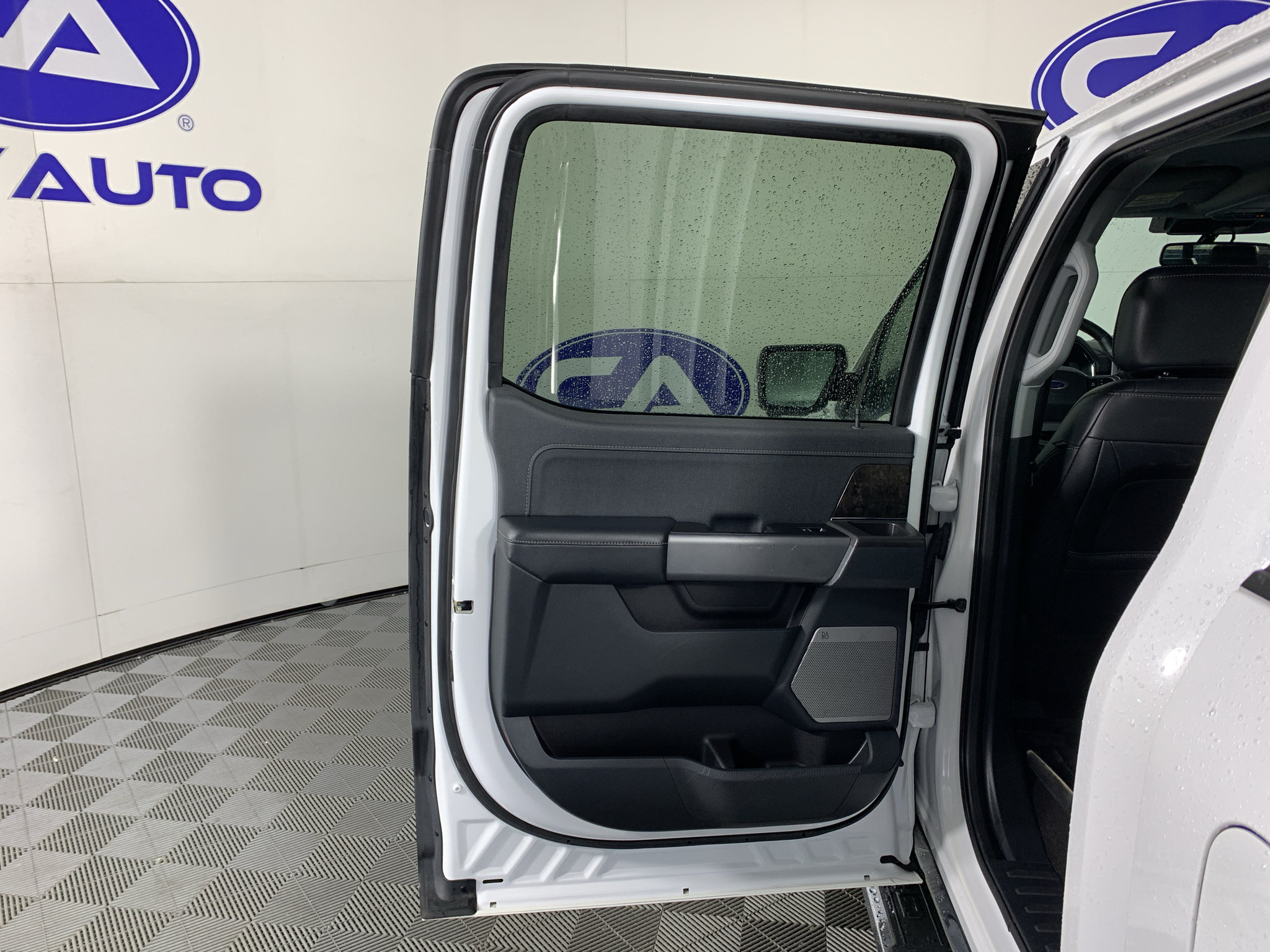 Used 2021 Ford F150 Lariat RWD image 26