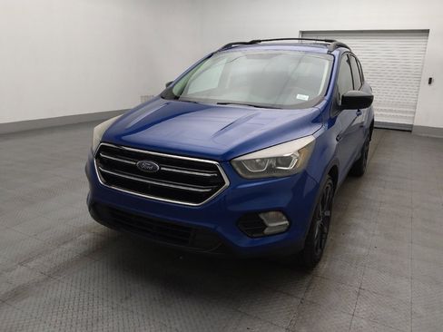 Used 2017 Ford Escape SE w/ SE Sport Appearance Package FWD image 15