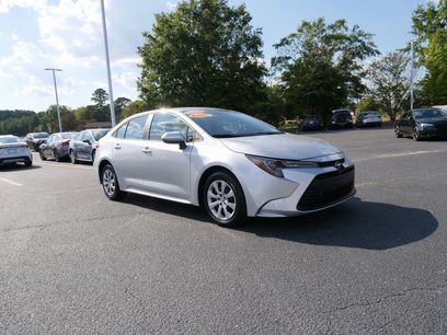 Used 2025 Toyota Corolla LE