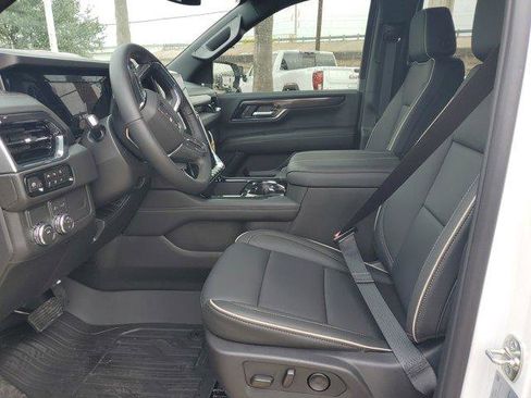 New 2026 GMC Yukon Elevation w/ LPO, Floor Liner Package image 19