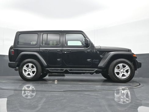 Used 2021 Jeep Wrangler Unlimited Sport image 22