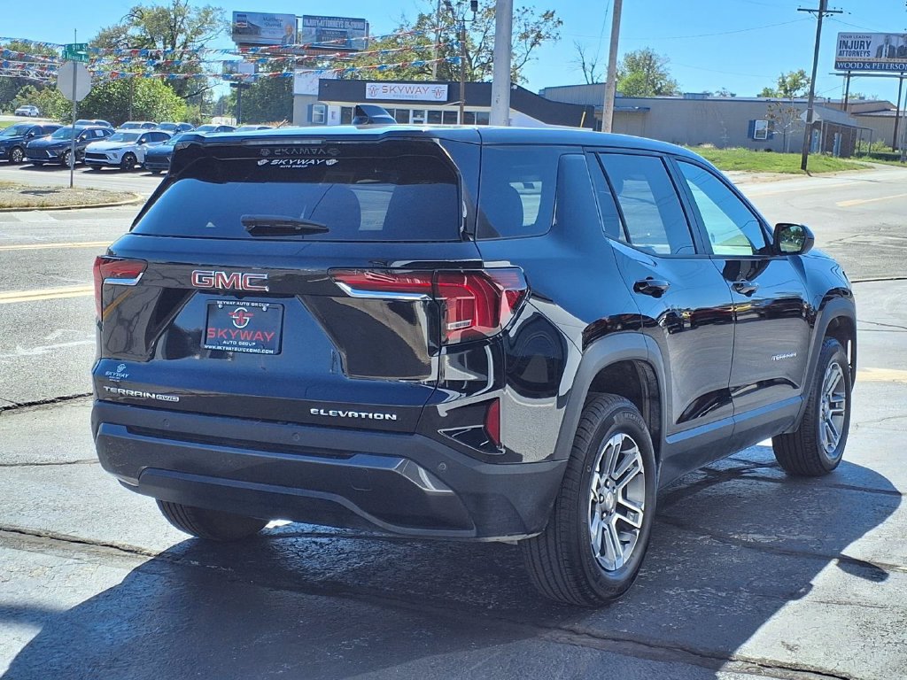 Used 2026 GMC Terrain Elevation AWD/4WD image 4