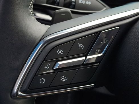 Used 2025 Buick Enclave Sport Touring image 24