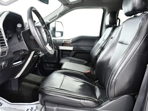 Used 2017 Ford F250 Lariat w/ Chrome Package AWD/4WD image 6