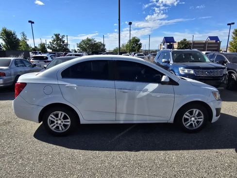 Used 2014 Chevrolet Sonic LT FWD image 17