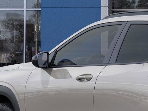 New 2026 Chevrolet Trax RS w/ Sunroof Package image 41